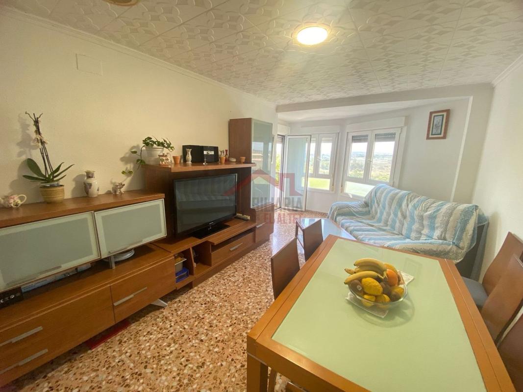 Venta de piso en Piso en Avenida Dama d'Elx, El Altet - Balsares, Elche / Elx, Elche / Elx
 photo 2