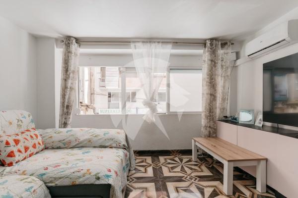 Venta de piso en Piso en Calle General Elizaicin, Carolinas Bajas, Alicante / Alacant, Alicante / Alacant
thumbnail 2