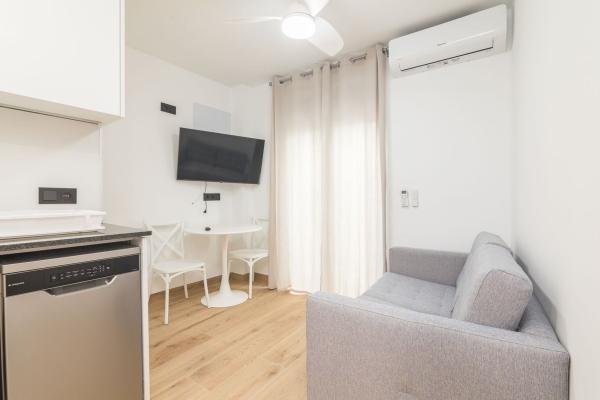 Venta de piso en Piso en Calle Pintor Murillo, Raval de Santa Teresa-El Asilo, Elche / Elx, Elche / Elx
 photo 1
