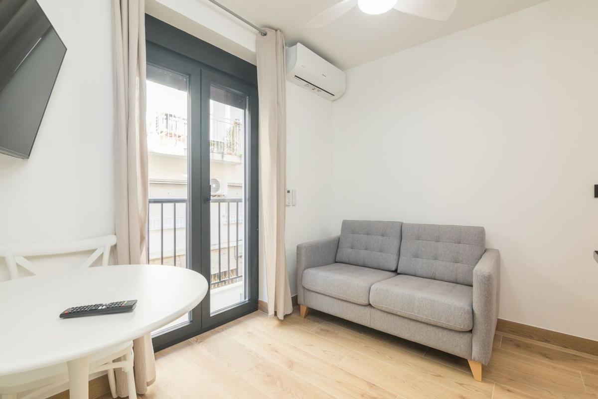 Venta de piso en Piso en Calle Pintor Murillo, Raval de Santa Teresa-El Asilo, Elche / Elx, Elche / Elx
 photo 2