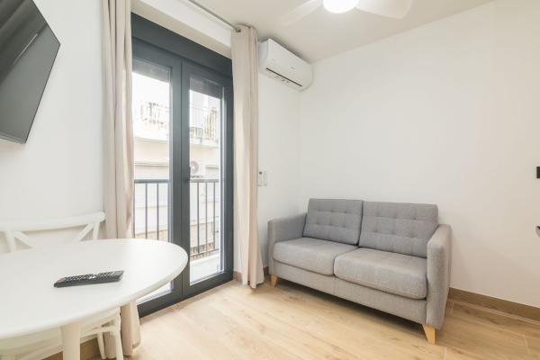 Venta de piso en Piso en Calle Pintor Murillo, Raval de Santa Teresa-El Asilo, Elche / Elx, Elche / Elx
 photo 2