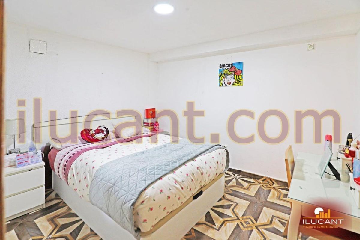 Продажа квартиры на Piso en Carolinas Bajas, Alicante / Alacant, Аликанте / Алакант
 photo 5