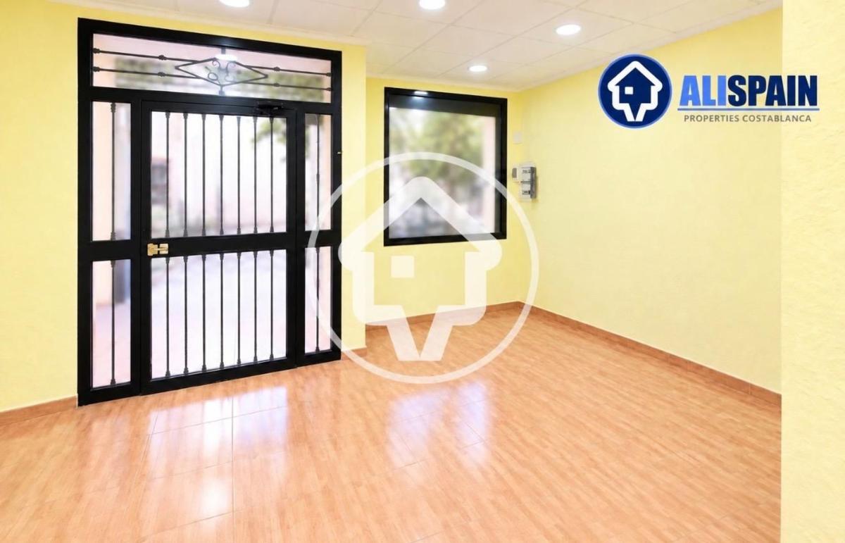 Недвижимость на продажу и в аренду в Испании photo 5