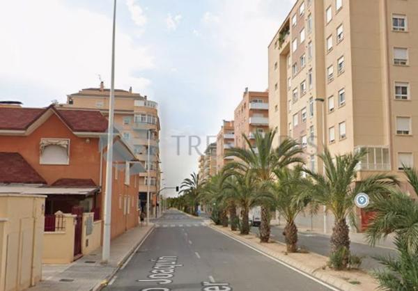 Venta de piso en Piso en Calle Josep Joaquim Landerer, Zona Universidad, Elche / Elx, Elche / Elx
 photo 1