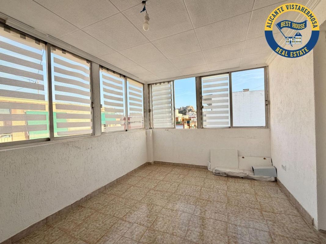 Продажа пентхауса на Ático en Carolinas Altas, Alicante / Alacant, Аликанте / Алакант photo 5