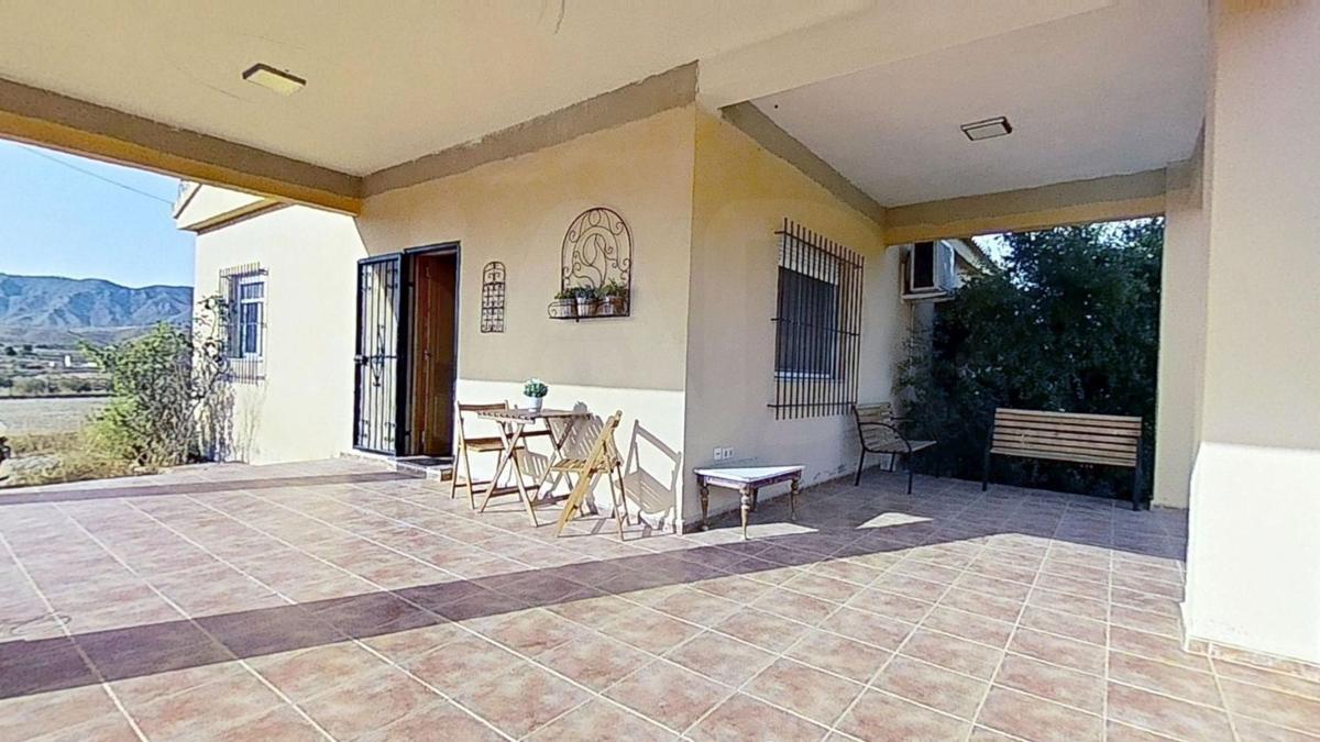 Properties for sale and rent in Spain photo 3