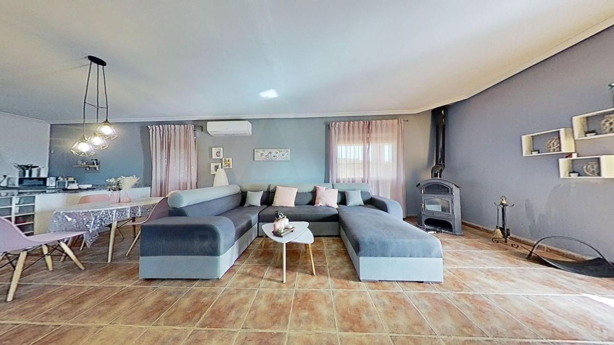 Properties for sale and rent in Spain photo 5