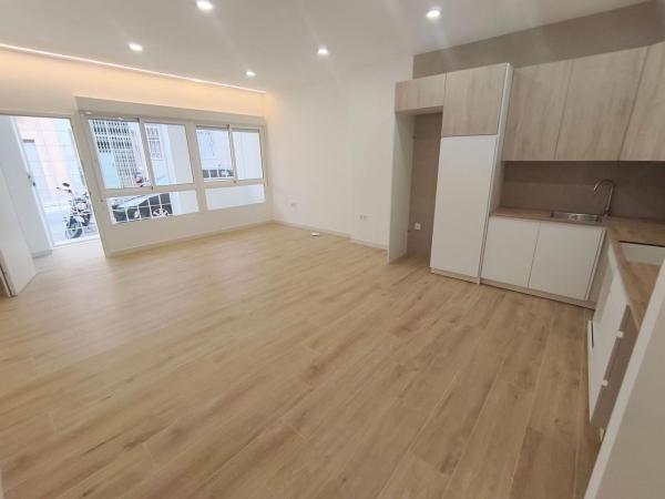 Venta de piso en Piso en Reina Victoria-Miguel Hernández, Elche / Elx, Elche / Elx
 photo 1