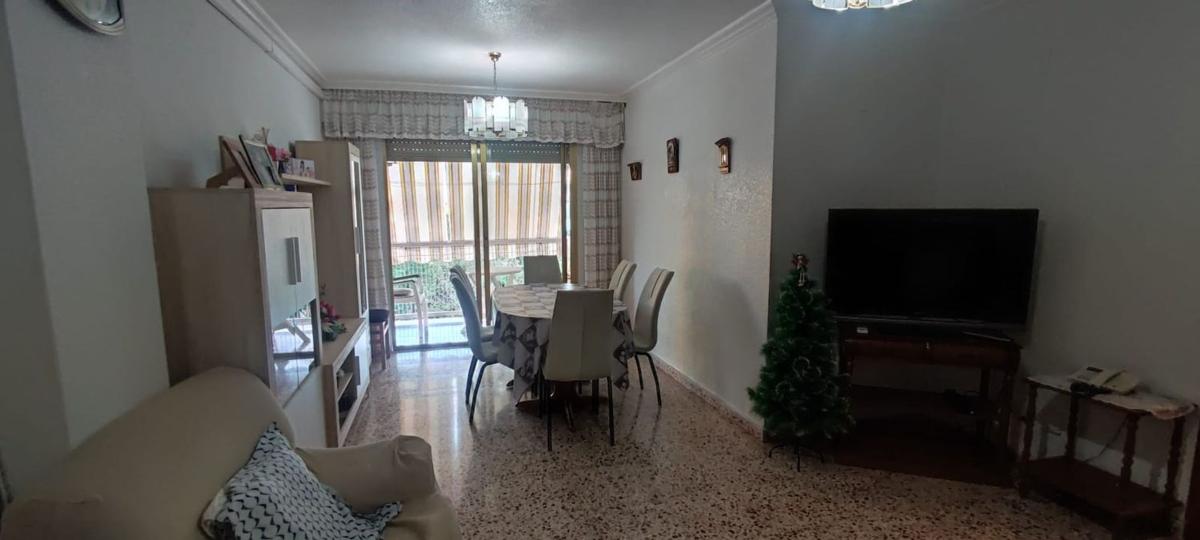 Продажа квартиры на Piso en Calle Carlos Antón Pastor, 15, San Crispín, Elche / Elx, Эльче / Эльх
photo 1