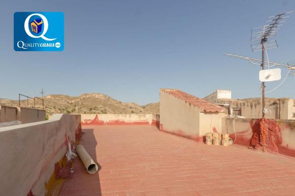 Chalet independiente en venta en Casa o chalet en Agost, Agost
photo 1