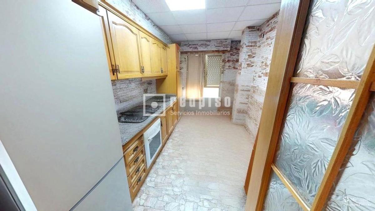 Sprzedaż mieszkania w Piso en Calle Riu Vinalopó, Torrellano, Elche / Elx, Elche / Elx
photo 1