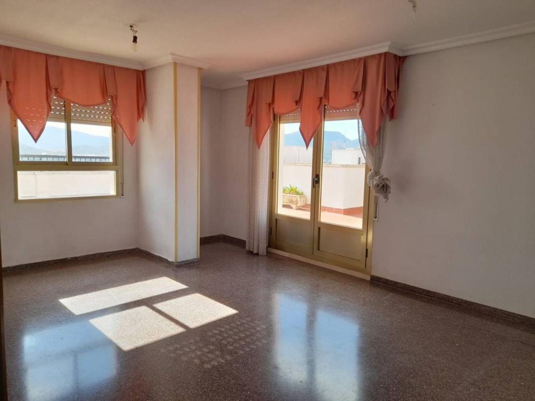 Продажа пентхауса на  Ático en Avenida de la Pau, Onil, Онил photo 4