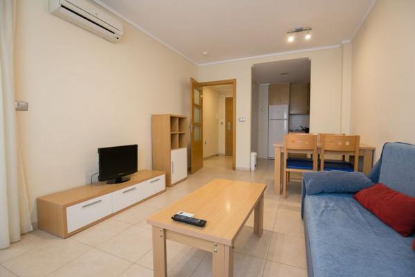 Venta de piso en Piso en Glorieta del Reino Unido, 6, El Palmeral-Urbanova-Tabarca, Alicante / Alacant, Alicante / Alacant
 photo 4