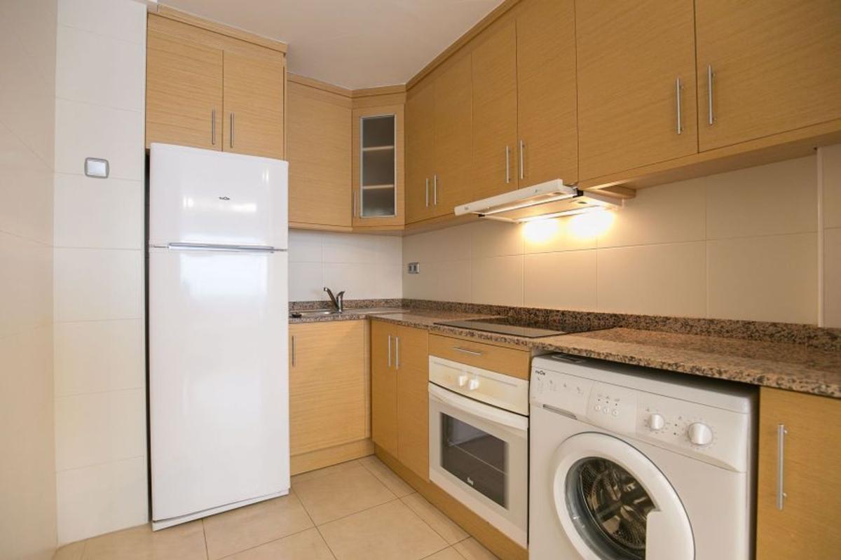 Venta de piso en Piso en Glorieta del Reino Unido, 6, El Palmeral-Urbanova-Tabarca, Alicante / Alacant, Alicante / Alacant
photo 5