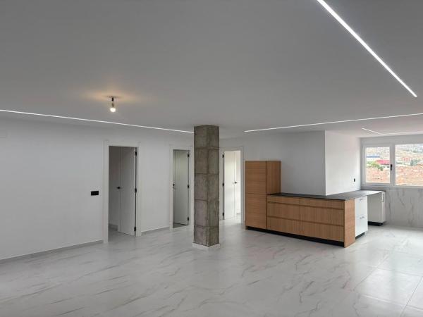Sale of flat in Piso en Avenida de Madrid, 58, Petrer, Petrer
thumbnail 2
