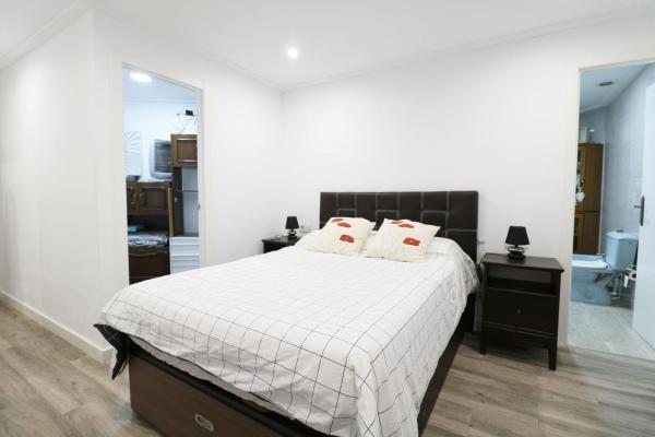 Sale of flat in Piso en Pont Nou-Corazón de Jesús, Elche / Elx, Elche / Elx
thumbnail 3