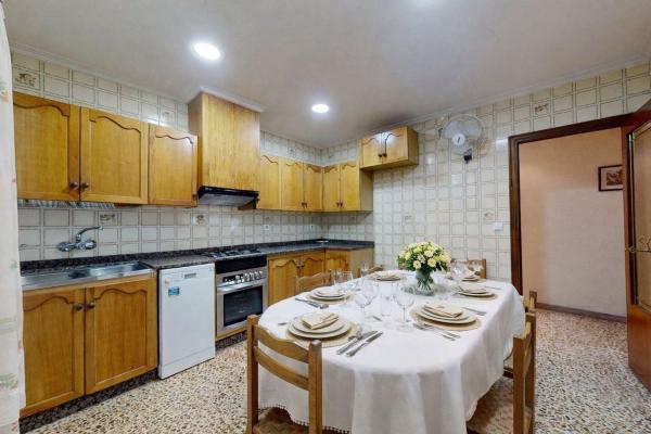 Sale of flat in Piso en Los Magros-Casablanca, Elche / Elx, Elche / Elx
thumbnail 3