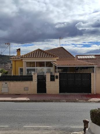 Rustic farm for sale in Casa rústica en Avenida Enrique Pastor, Hondón de los Frailes , Hondón de los Frailes thumbnail 2