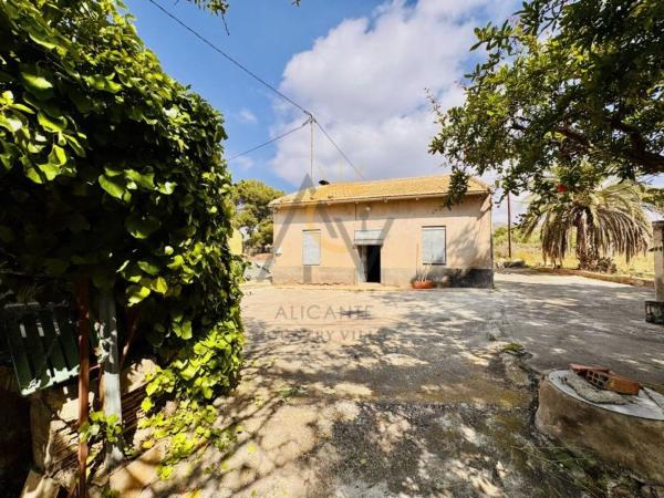 Casa o chalet independiente en De Alcana, 1, La Romana photo 1