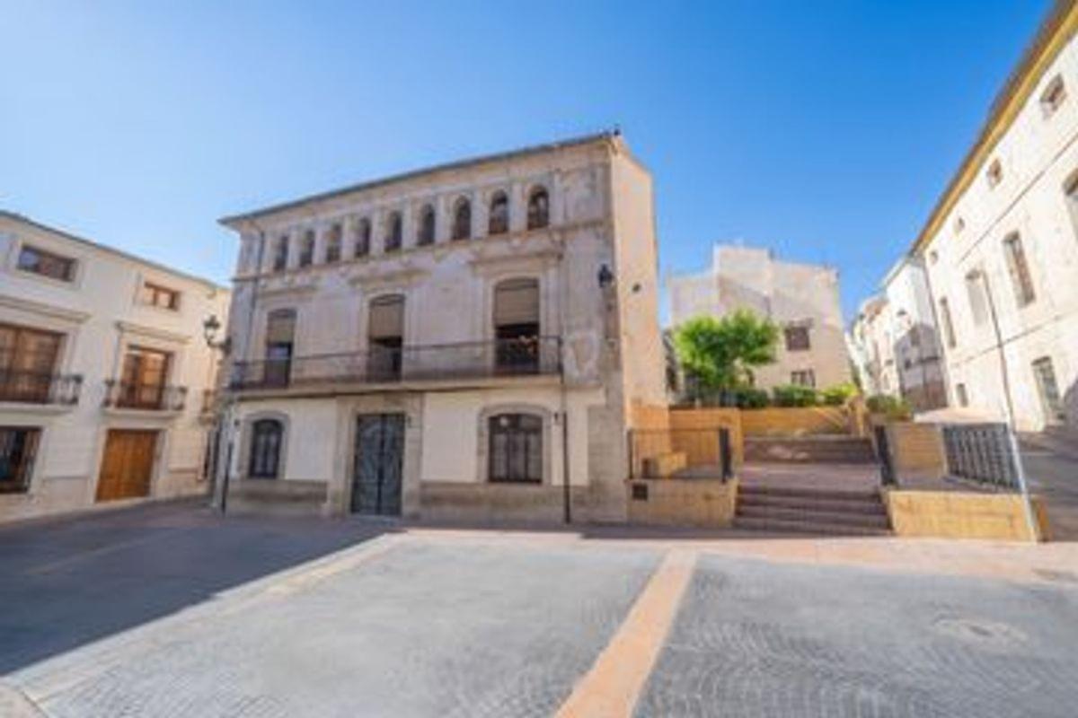 Propiedades en venta y alquiler en España photo 2