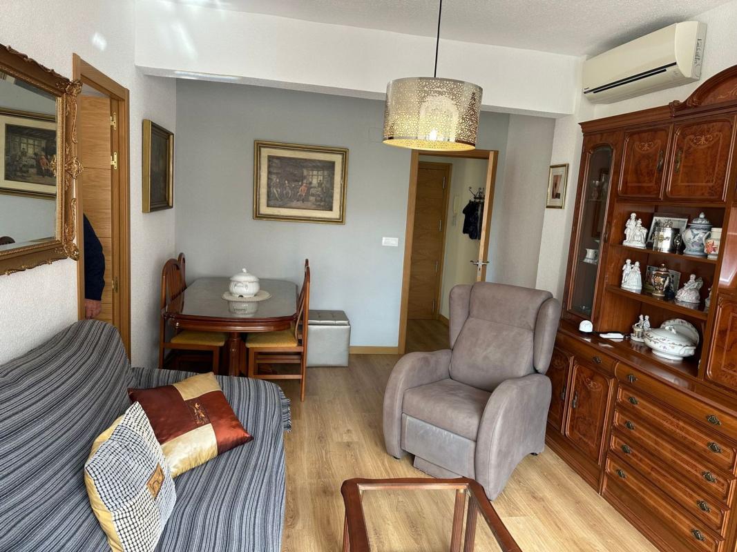 Venta de piso en Piso en CL Fiscal Miguel Gutierrez C, Plà del Bon Repòs-La Goteta, Alicante / Alacant, Alicante / Alacant
photo 1