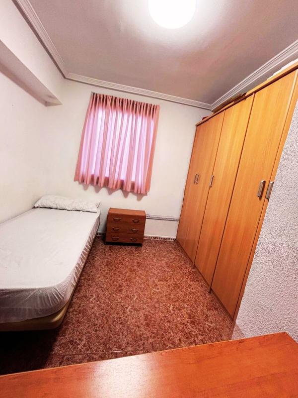 Sprzedaż mieszkania w Piso en Calle Azorín, 9, La Florida, Alicante / Alacant, Alicante / Alacant
photo 5