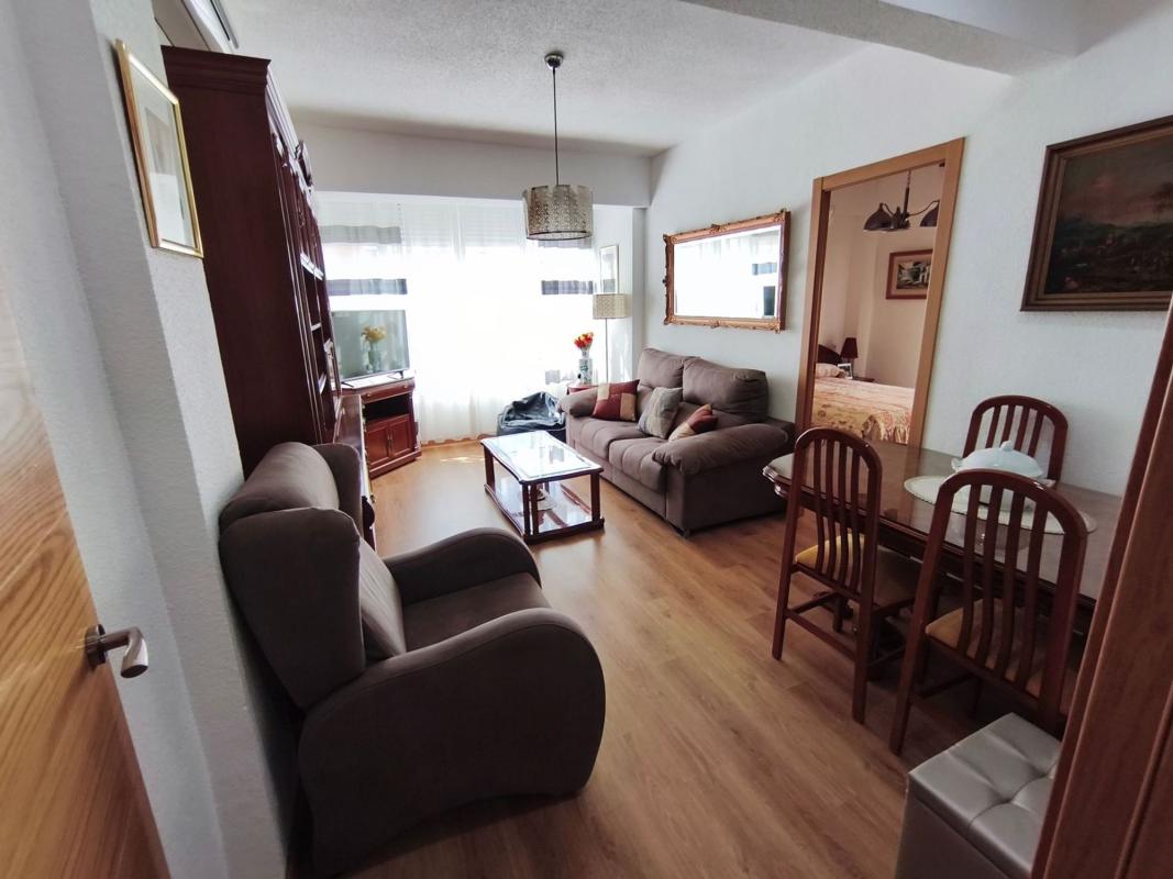 Venta de piso en Piso en Calle Fiscal Miguel Gutiérrez Carbonell, 24, Plà del Bon Repòs-La Goteta, Alicante / Alacant, Alicante / Alacant
 photo 2
