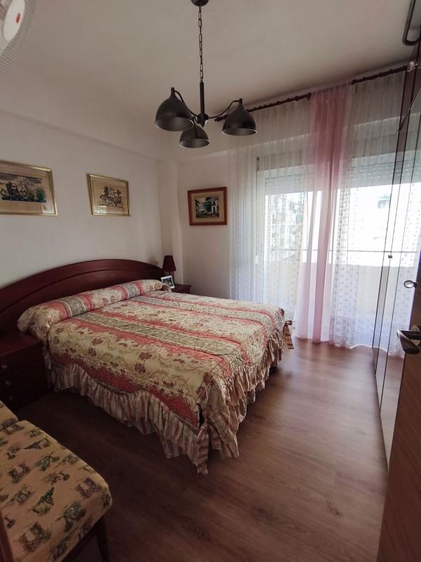 Venta de piso en Piso en Calle Fiscal Miguel Gutiérrez Carbonell, 24, Plà del Bon Repòs-La Goteta, Alicante / Alacant, Alicante / Alacant
 photo 3