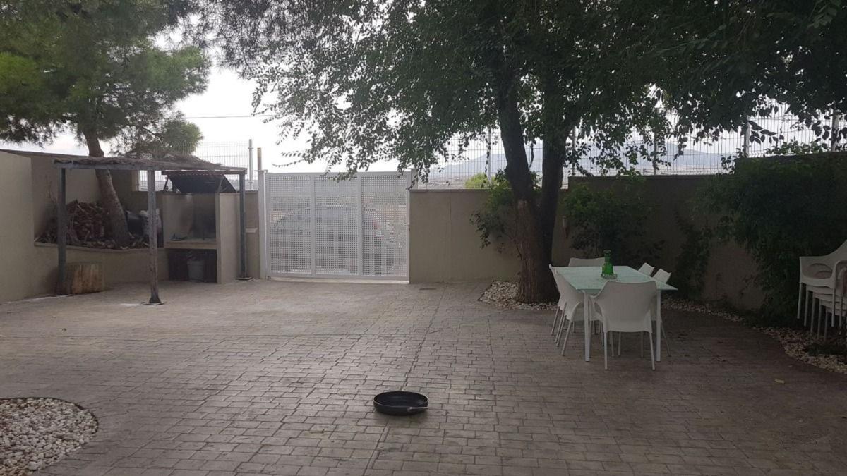 Продажа загородного участка в  Finca rústica en Pinoso , Пиносo photo 2