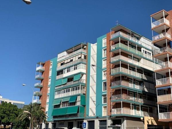 Venta de piso en Piso en Calle Escr Gonzalo Canto, 3, Plà del Bon Repòs-La Goteta, Alicante / Alacant, Alicante / Alacant
 photo 1