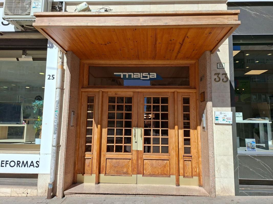 Sprzedaż mieszkania w Piso en Avenida José Martinez González, 25, Plaza Castelar - Mercado Central, Elda, Elda
 photo 2