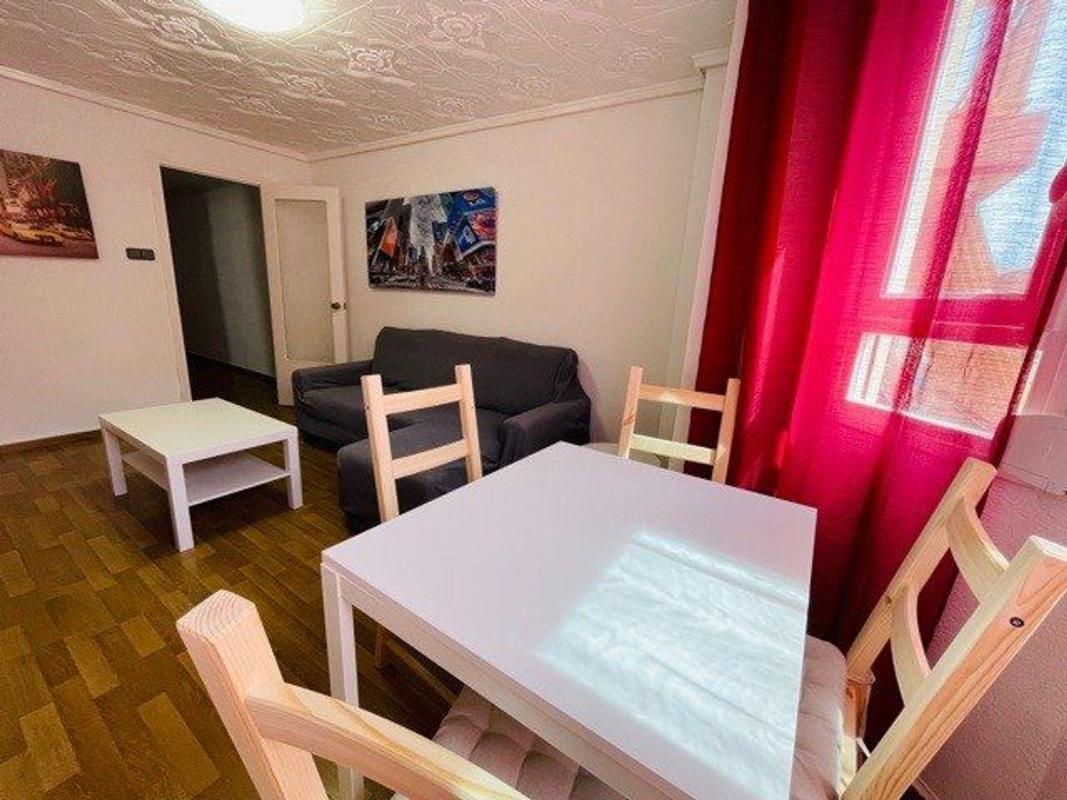 Sale of apartment in Piso en Calle Reyes Católicos, Castalla, Castalla
photo 1