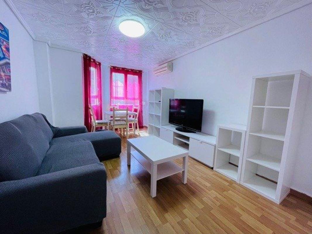 Sale of apartment in Piso en Calle Reyes Católicos, Castalla, Castalla
photo 2