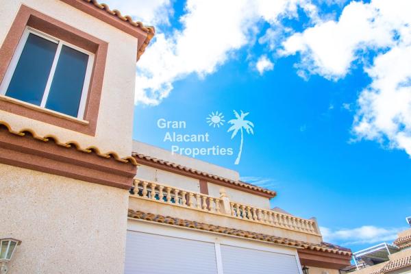 Аттик на продажу в  Ático en Calle de Creta, Monte y Mar, Gran Alacant, Гран-Алакант photo 4