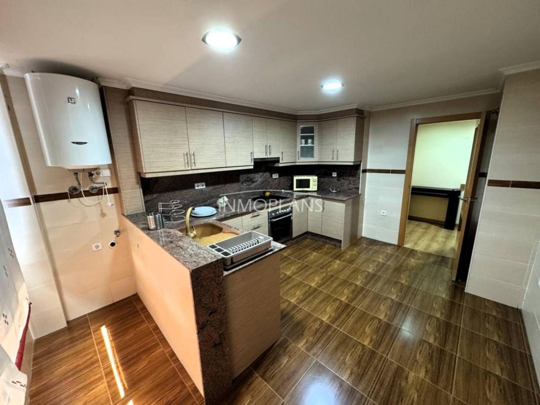 Продажа квартиры на Piso en Calle Jaume I, Castalla, Касталья
photo 1