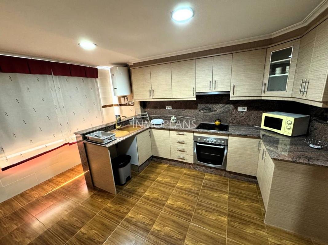 Продажа квартиры на Piso en Calle Jaume I, Castalla, Касталья
photo 2