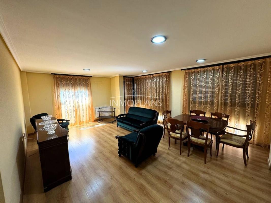 Продажа квартиры на Piso en Calle Jaume I, Castalla, Касталья
photo 4