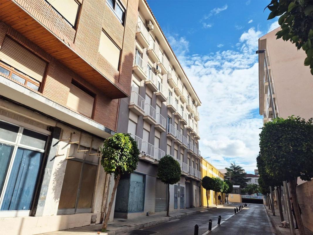 Sale of apartment in Piso en Centro, Elda, Elda
photo 1