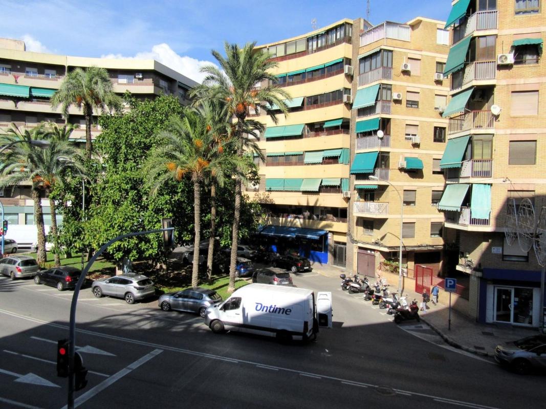 Sale of apartment in Piso en Glorieta de Tomás Ramírez, Campoamor, Alicante / Alacant, Alicante
photo 1