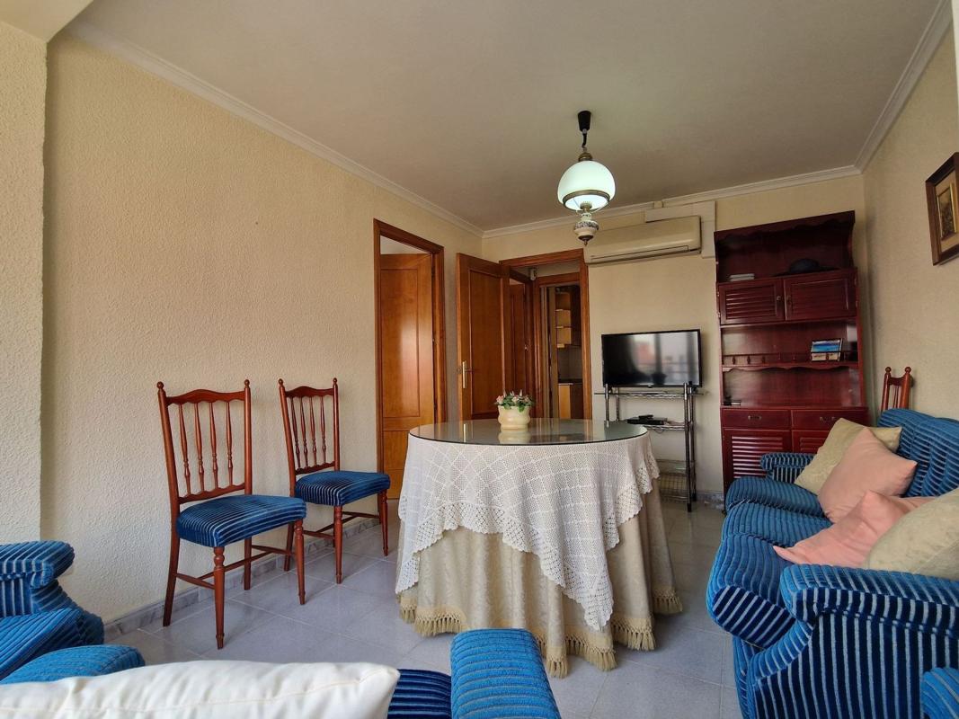 Venta de piso en Piso en Calle Bazán, 15, Centro Tradicional, Alicante / Alacant, Alicante / Alacant
 photo 2