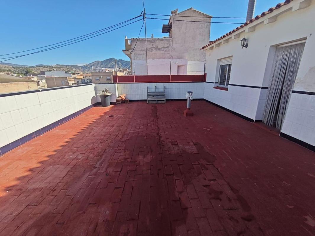 Propiedades en venta y alquiler en España photo 1