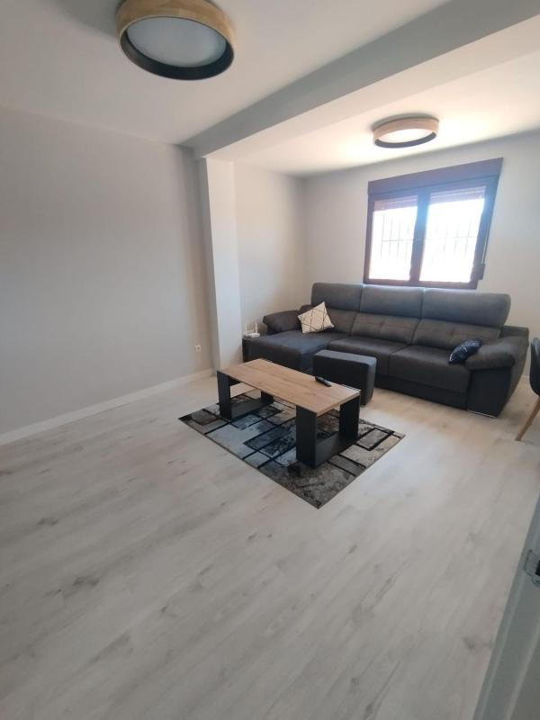 Недвижимость на продажу и в аренду в Испании photo 4