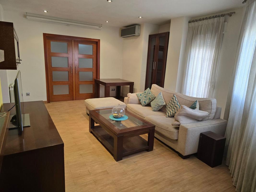Sale of apartment in Piso en Petrer, Petrer
photo 1