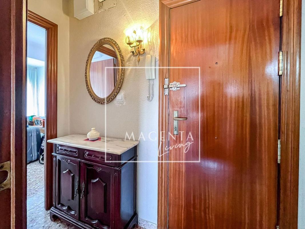 Venta de piso en Piso en Calle Indalecio Prieto, Plà del Bon Repòs-La Goteta, Alicante / Alacant, Alicante / Alacant
 photo 3