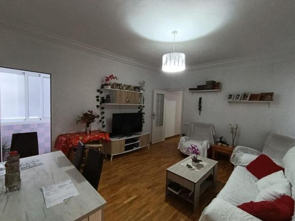 Sale of flat in Piso en Carolinas Altas, Alicante / Alacant, Alicante
 photo 2