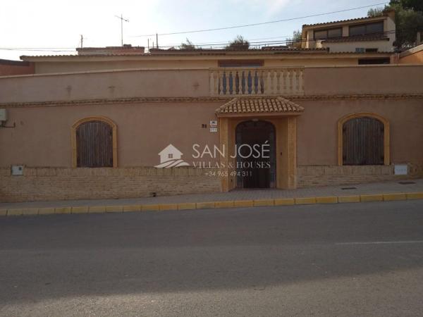 Casa o chalet independiente en Crevillente photo 1