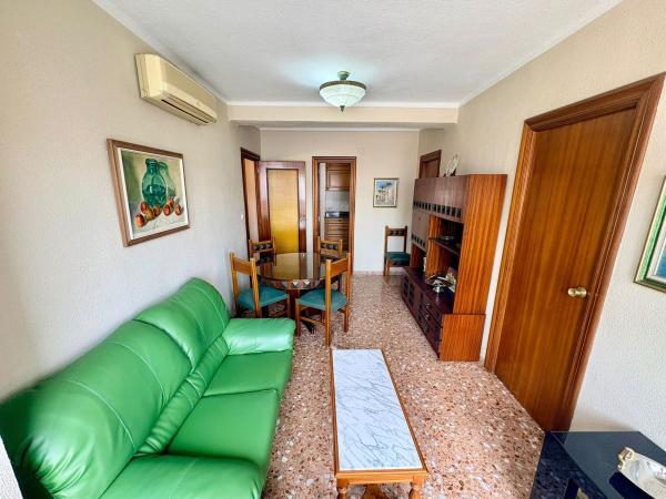 Venta de piso en Piso en Calle Indalecio Prieto, 10, Plà del Bon Repòs-La Goteta, Alicante / Alacant, Alicante / Alacant
 photo 2