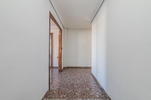 Продажа квартиры на Piso en Pont Nou-Corazón de Jesús, Elche / Elx, Эльче / Эльх
 photo 3