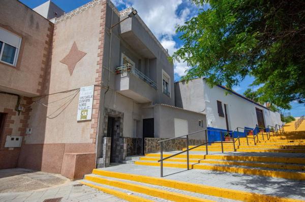 Casa o chalet independiente en Calle Maestro Granados, 37, San Crispín - Huerta Nueva - Estación, Elda photo 1