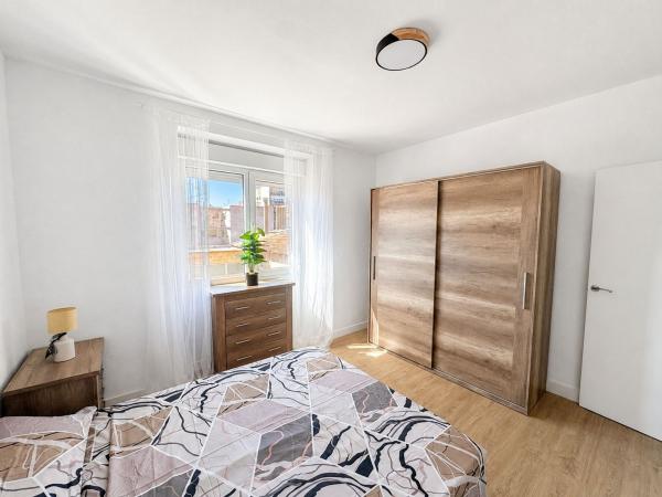 Sale of flat in Piso en Calle Antonio Maura, 25, Plà del Bon Repòs-La Goteta, Alicante / Alacant, Alicante
 photo 1
